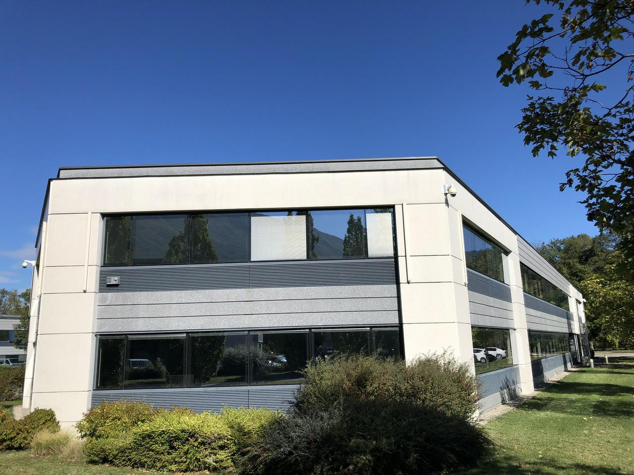 Bureau Le Bourget-du-Lac 1396m² Location bureau Le Bourget-du-Lac Savoie OLBUR2118873 0